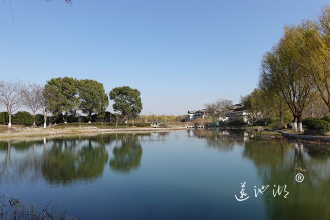 莲池湖