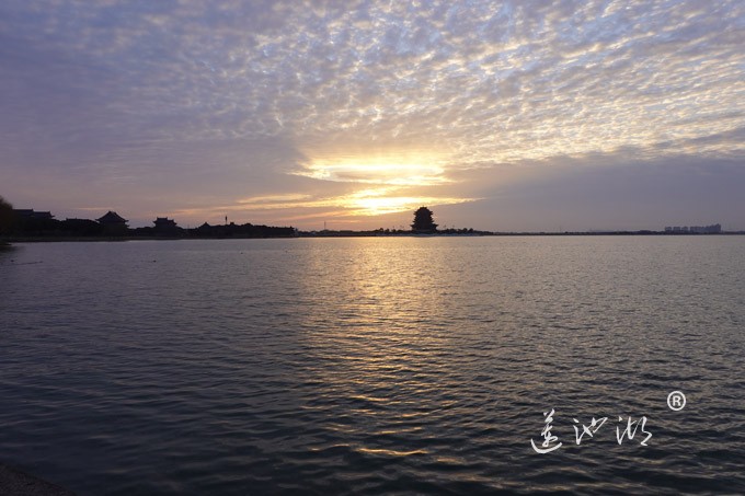 阳澄湖（小西湖）日出