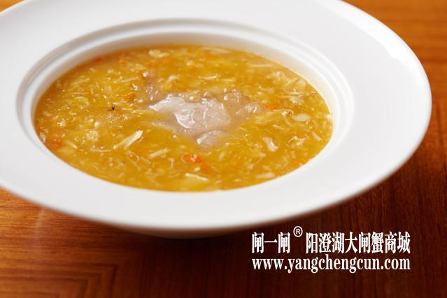 今日小雪，食一只最肥美的大闸蟹
